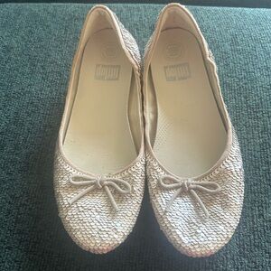 FitFlop reversible Sequin Superballerina Ballet Flats Low Wedge Cream Size 8